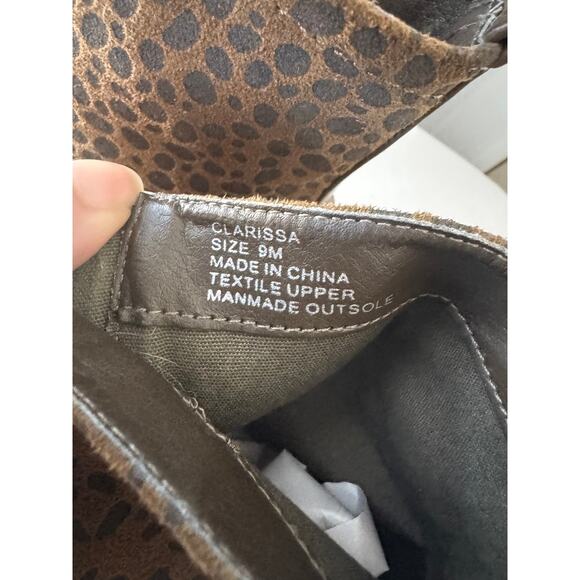 Coconuts by Matisse Clarissa Zipper Heeled Booties - Wildly Stylish - 9M - Picture 6 of 7